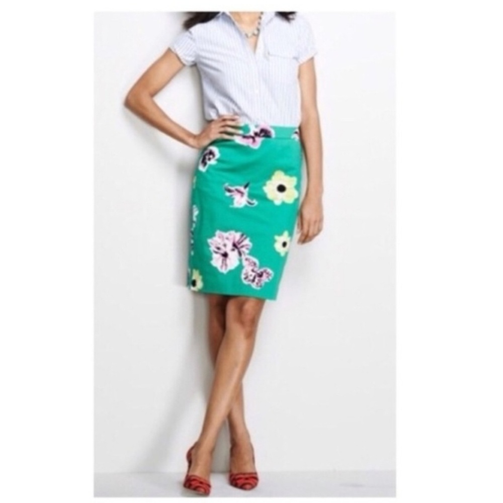 J. CREW THE PENCIL SKIRT GREEN FLORAL PRINT SIZE 6